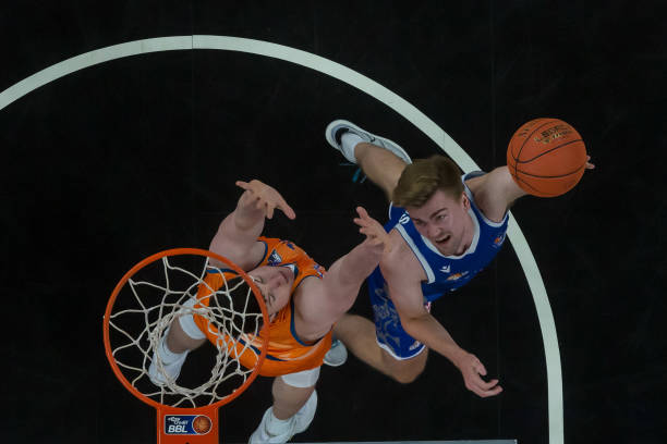 率甚至高于 率甚至高于