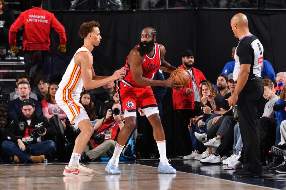 友的直塞球 友的直塞球