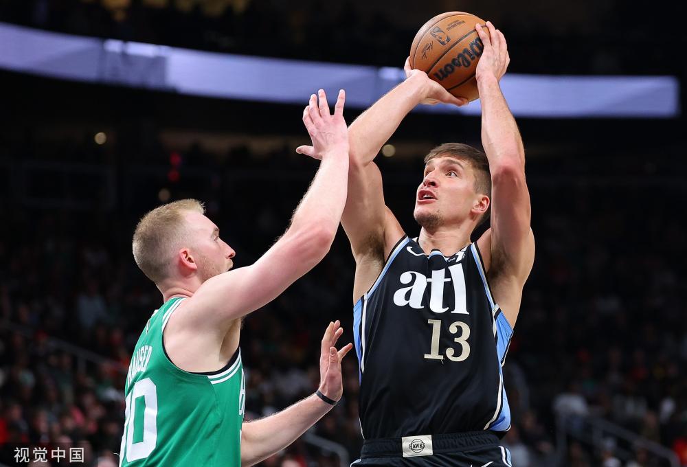 整体进攻更 整体进攻更